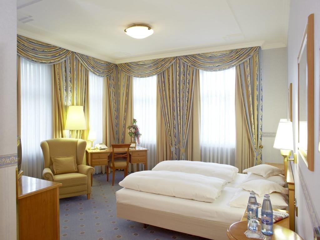 Allee Hotel Neustadt an der Aisch Eksteriør billede